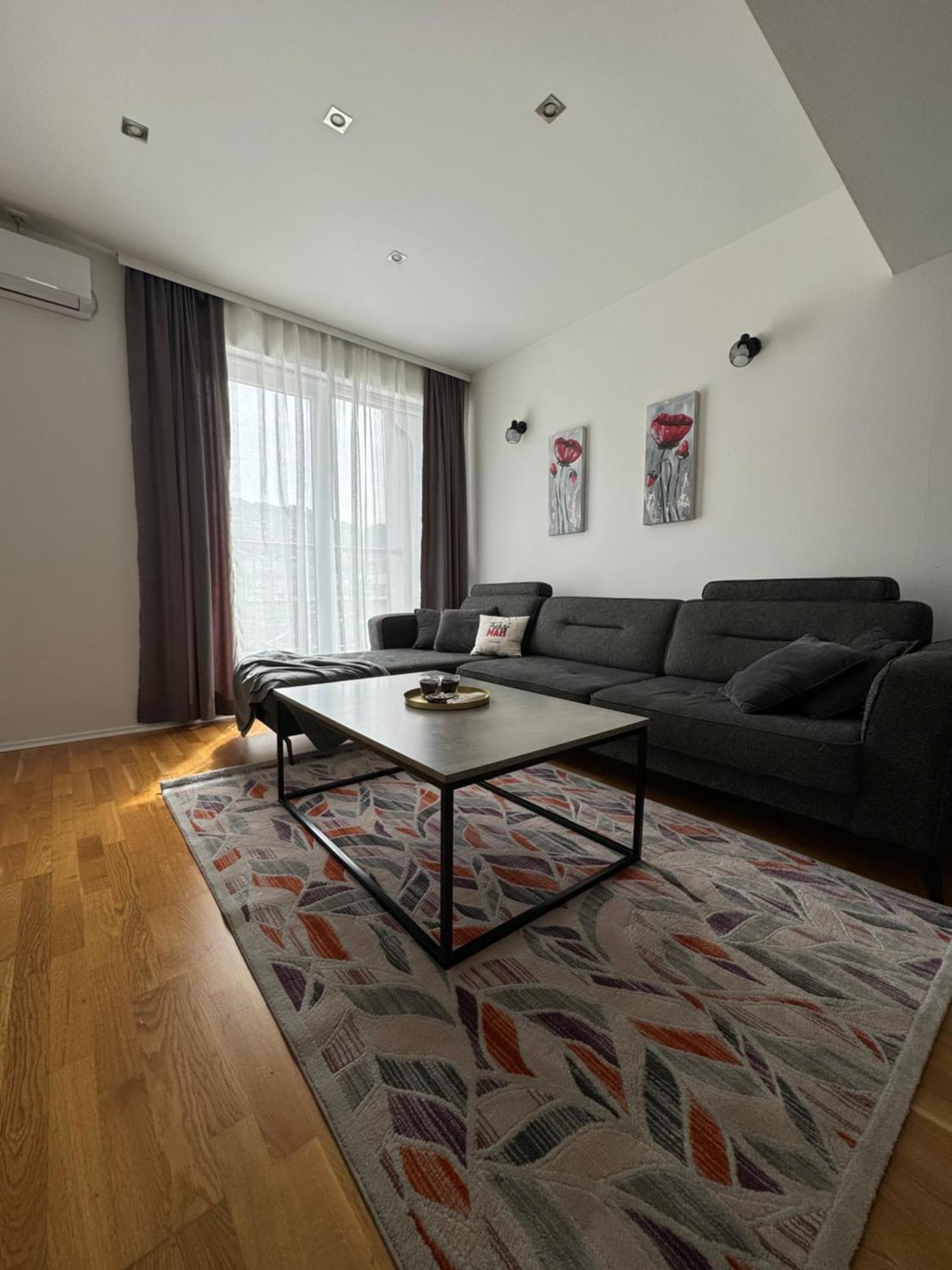 Urban Haven Sarajevo Apartment Bagian luar foto